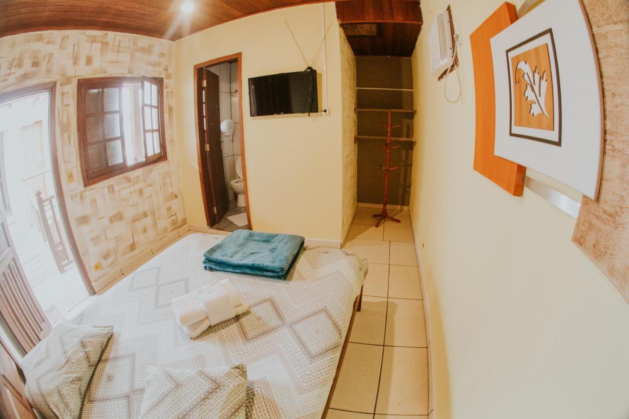 Carpe Diem Hostel & Pousada Парати Екстериор снимка